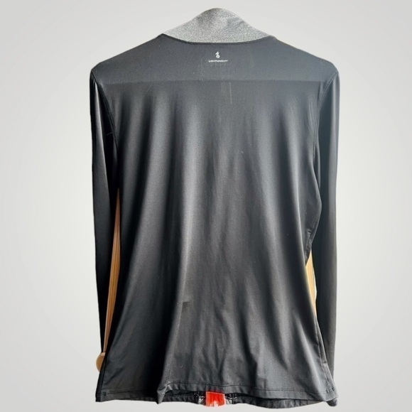 NEW Balance Women’s lightning dry, full zip top. - Picture 2 of 4